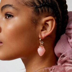 Strawberry hoop earrings S696